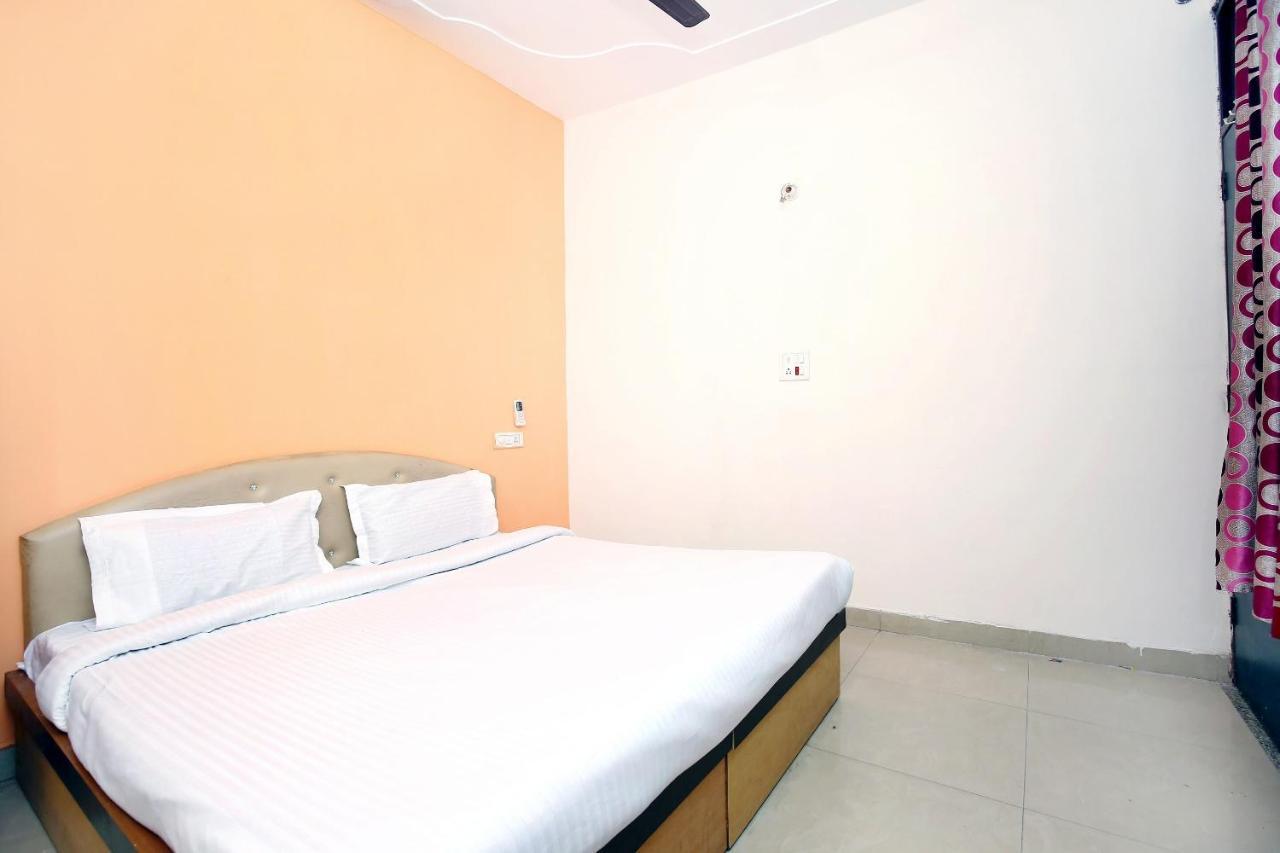 Spot On 43045 Hotel Vivek Plaza Shāhpur Exteriér fotografie